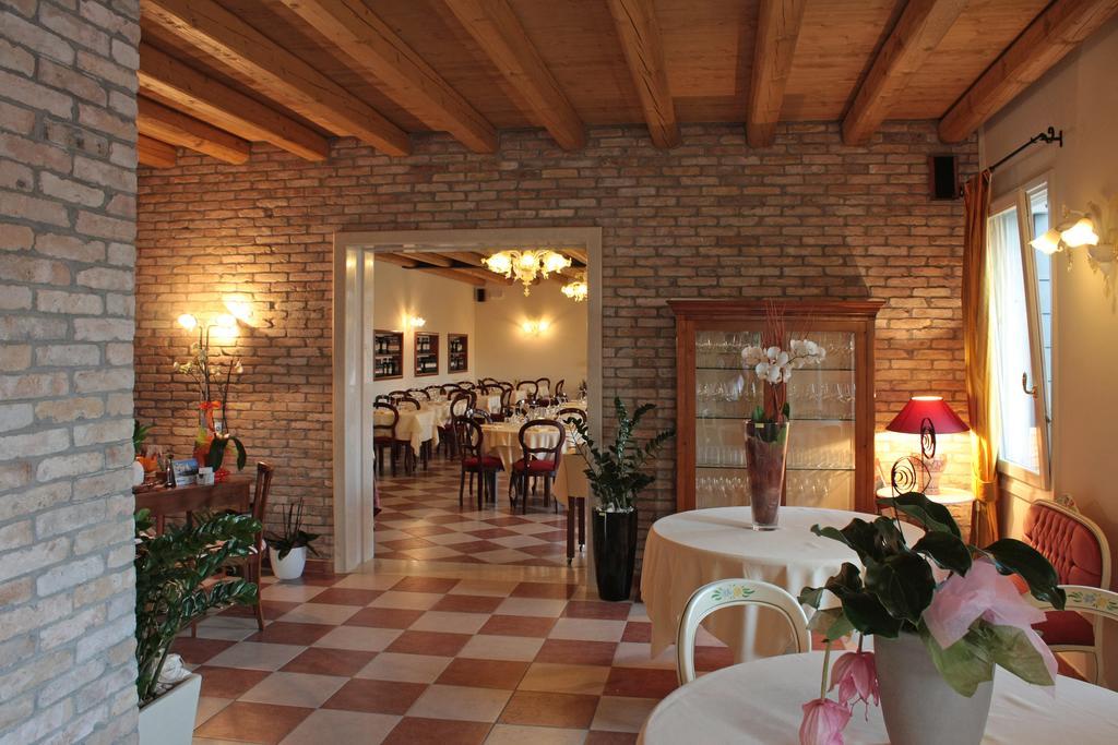 Locanda Al Ponte De Fero Jesolo Exterior photo